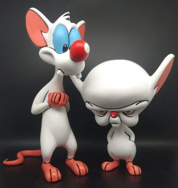 pinky and the brain sculpture